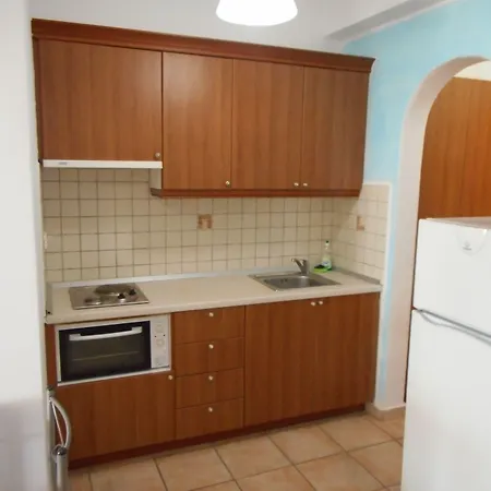 Pantonia Aparthotel 4*