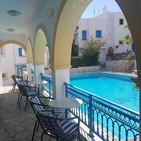 Pantonia Aparthotel 4*
