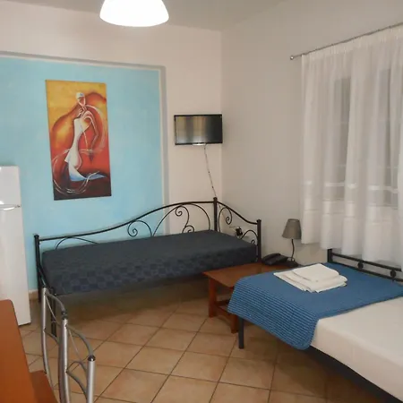 Ξενοδοχείο με διαμερίσματα Pantonia Agia Pelagia (Kythira)