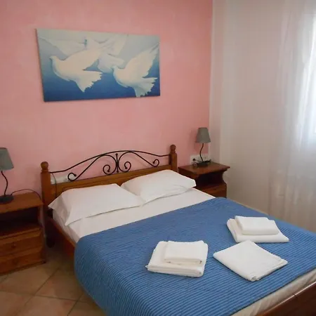 Ξενοδοχείο με διαμερίσματα Pantonia 4*