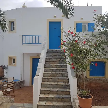 Ξενοδοχείο με διαμερίσματα Pantonia Agia Pelagia (Kythira)